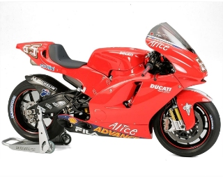 Picture of Tamiya 1/12 Ducati Desmosedici Motorcycle Model Kit